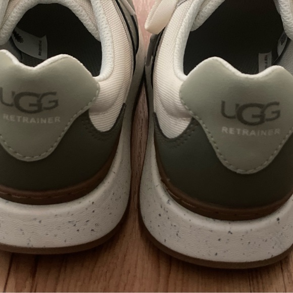 UGG Womens Green and Ivory Sneakers with Cushioned Midsole- New - Picture 6 of 8